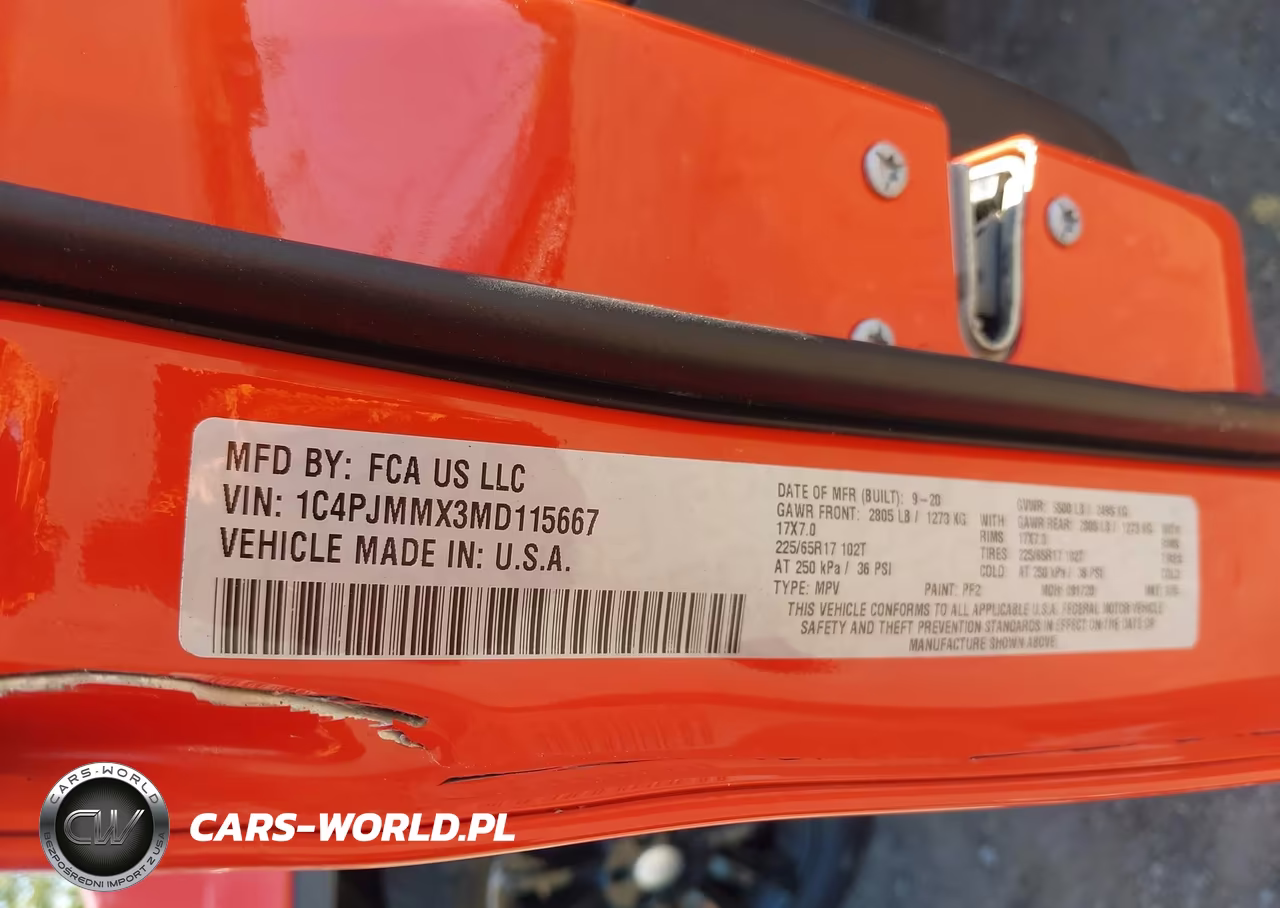 2021 Jeep Cherokee Latitude Lux 4X4 VIN:1C4PJMMX3MD115667 - 9