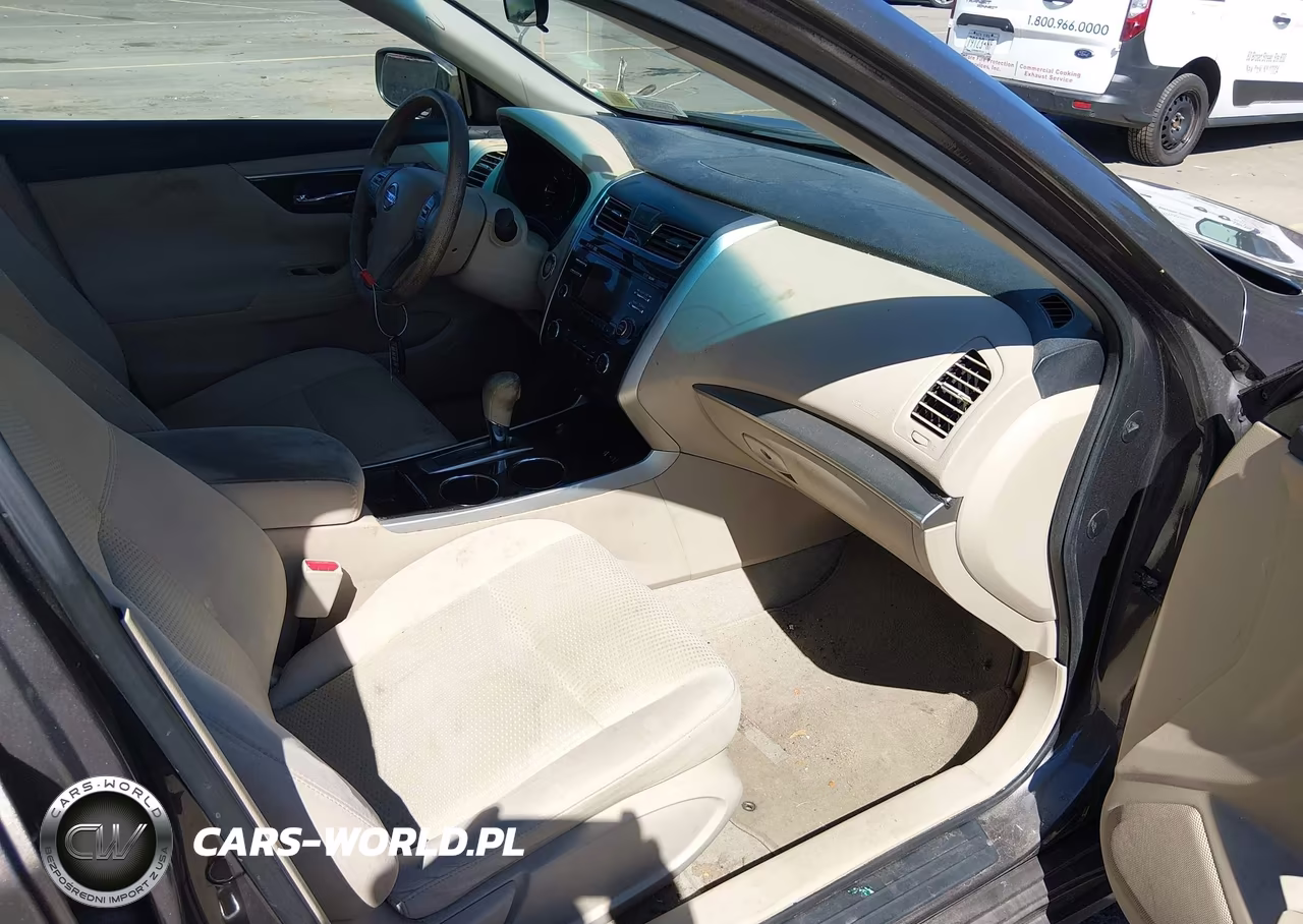 2014 Nissan Altima 2.5 S VIN:1N4AL3AP8EN250269 - 5