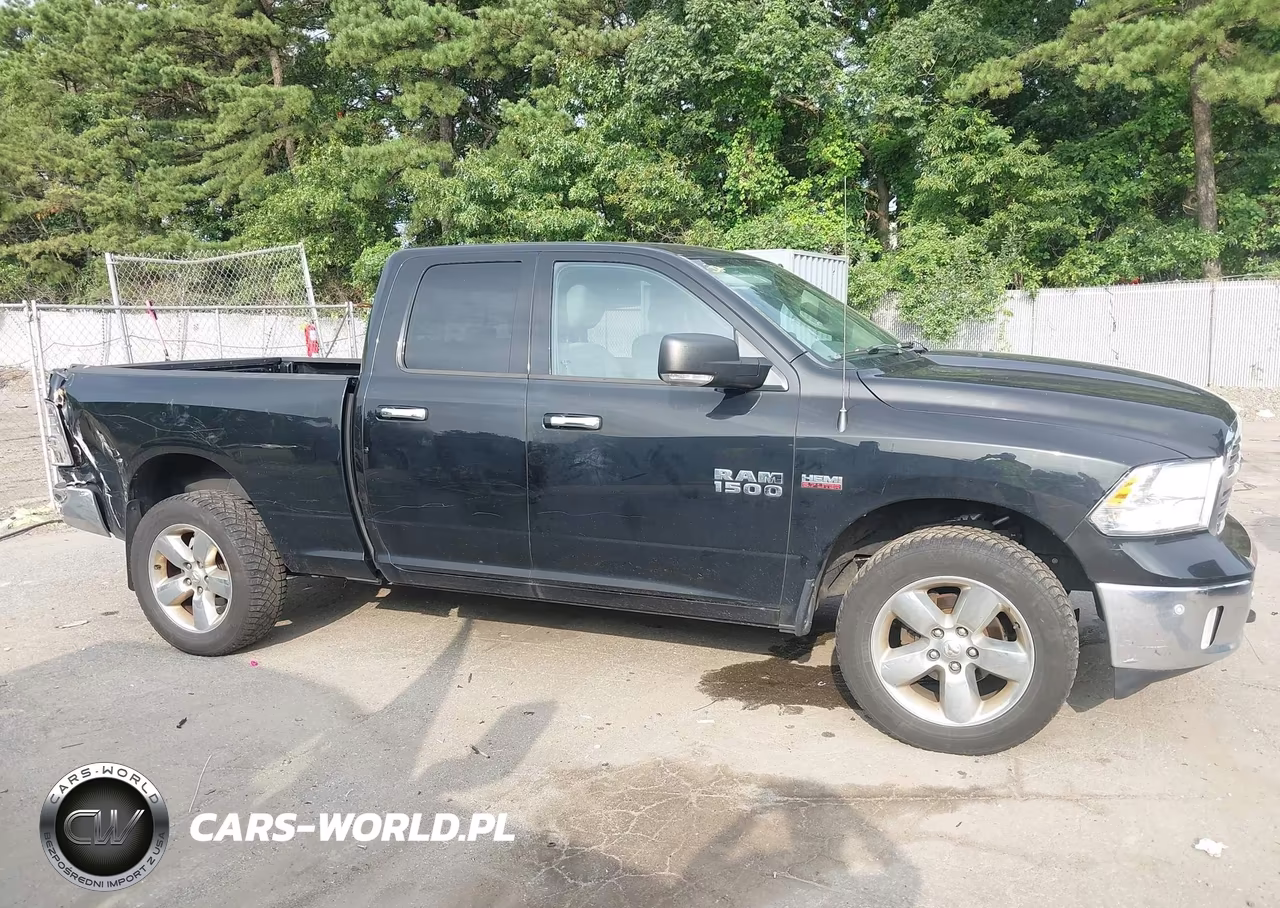 2015 Ram 1500 Big Horn VIN:1C6RR7GT4FS557942 - 13