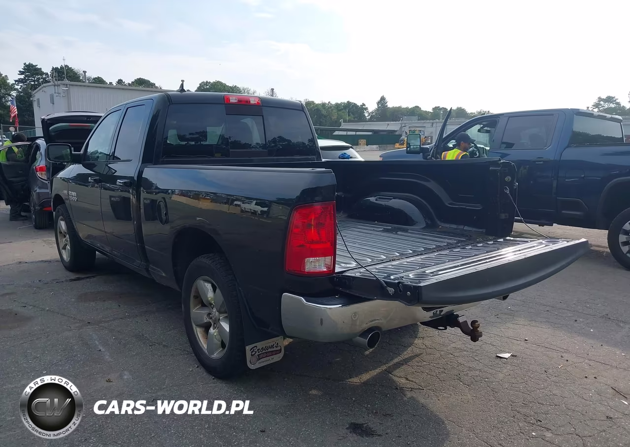 2015 Ram 1500 Big Horn VIN:1C6RR7GT4FS557942 - 3