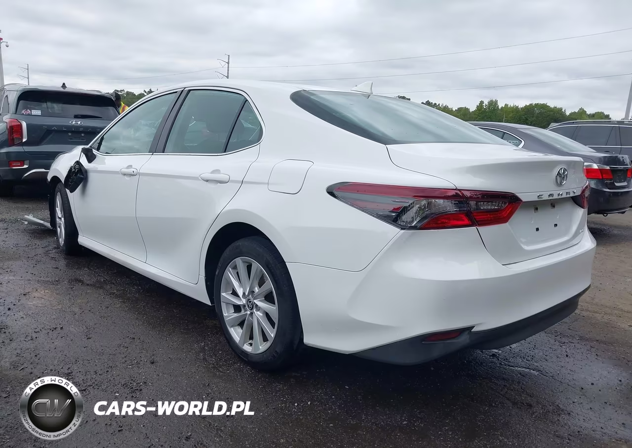 2024 Toyota Camry Le VIN:4T1C11AK8RU855658 - 3
