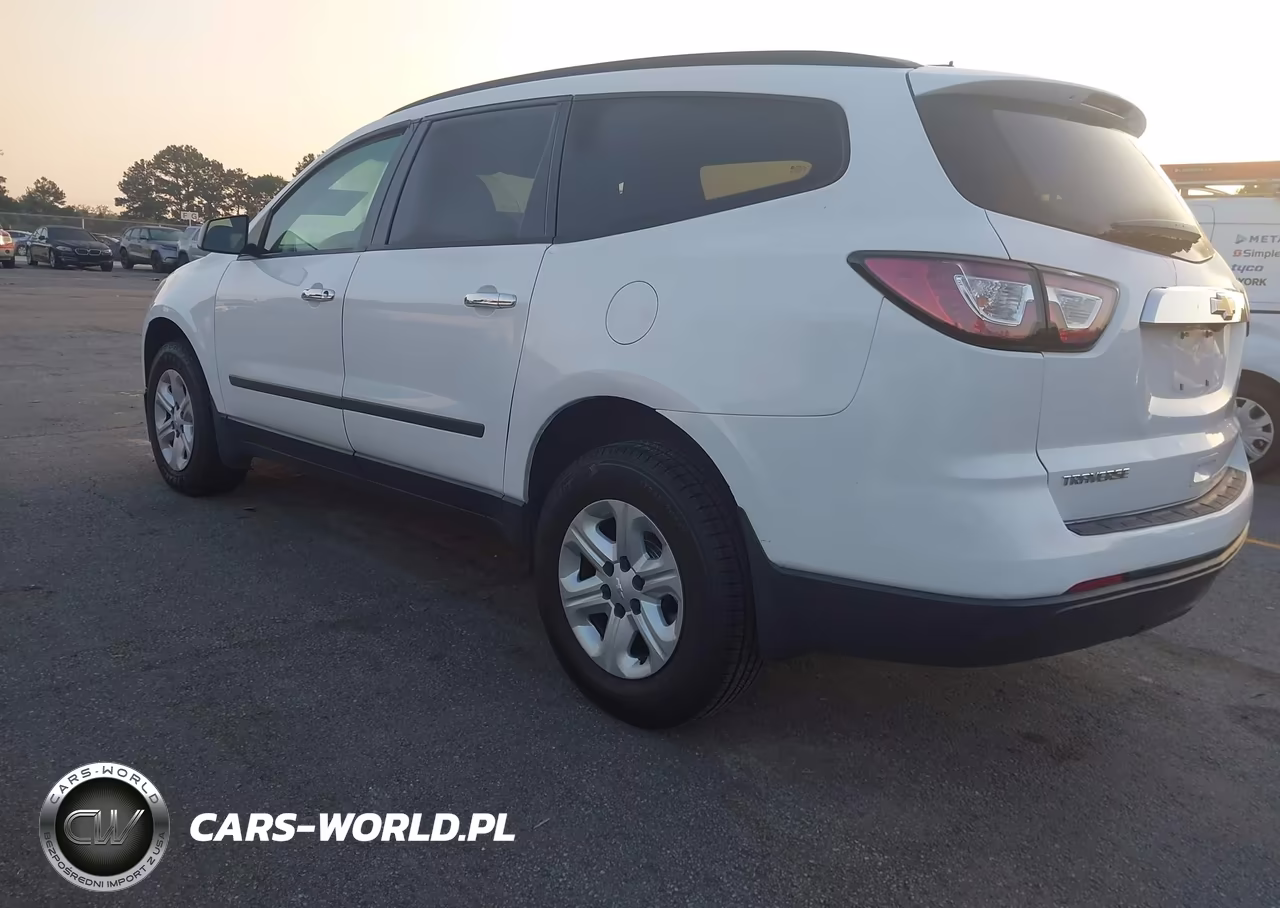 2017 Chevrolet Traverse Ls VIN:1GNKRFKD0HJ100372 - 3