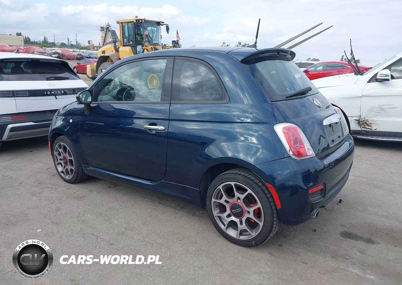 2015 Fiat 500 Sport VIN:3C3CFFBR4FT624796 - 3