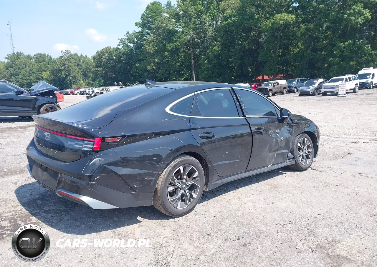 2024 Hyundai Sonata Sel VIN:KMHL64JA3RA414497 - 4