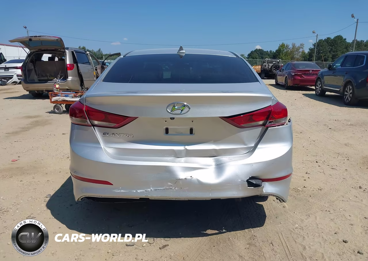 2018 Hyundai Elantra Sel VIN:5NPD84LF8JH330331 - 17