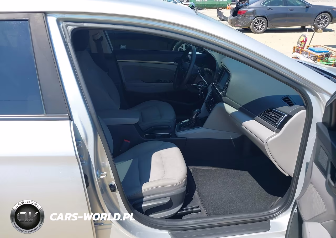 2018 Hyundai Elantra Sel VIN:5NPD84LF8JH330331 - 5