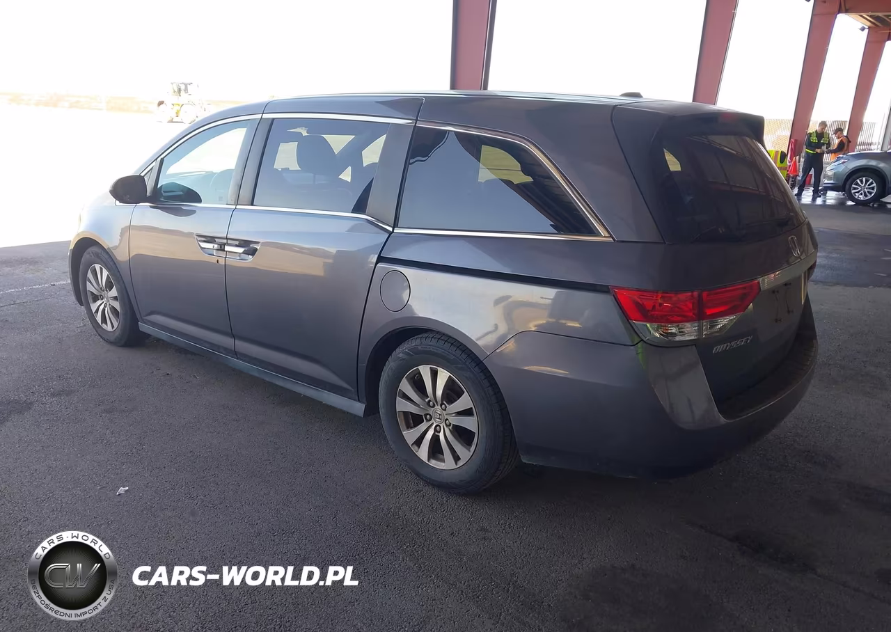 2015 Honda Odyssey Ex-L VIN:5FNRL5H68FB072787 - 3