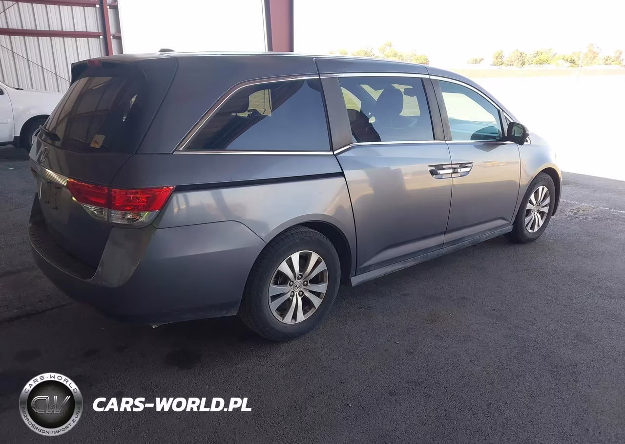 2015 Honda Odyssey Ex-L VIN:5FNRL5H68FB072787 - 4