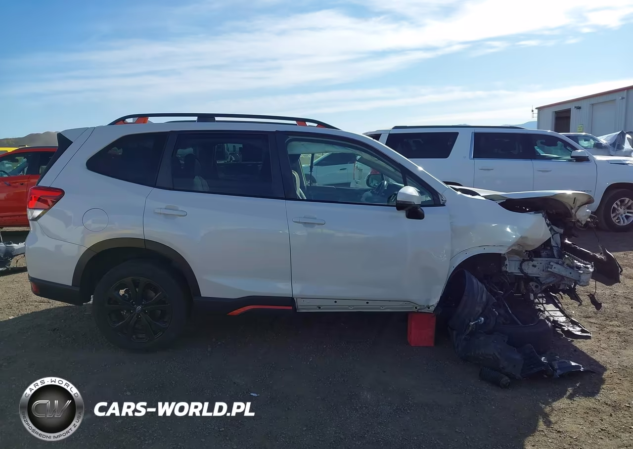 2020 Subaru Forester Sport VIN:JF2SKARC1LH458160 - 14