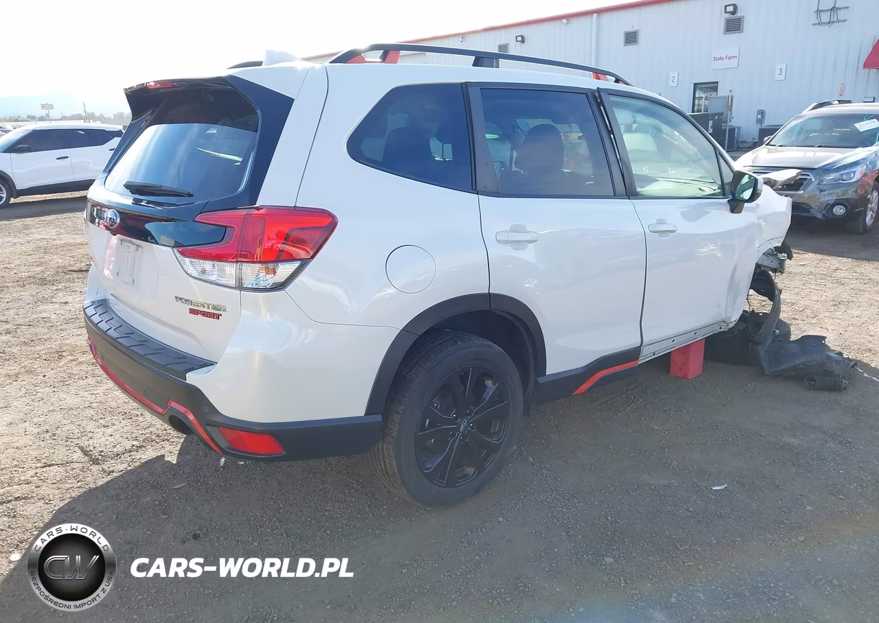 2020 Subaru Forester Sport VIN:JF2SKARC1LH458160 - 4