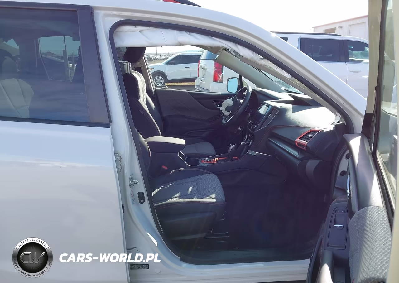 2020 Subaru Forester Sport VIN:JF2SKARC1LH458160 - 5
