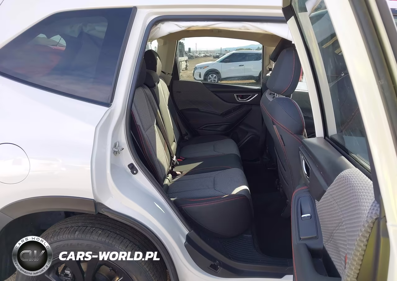 2020 Subaru Forester Sport VIN:JF2SKARC1LH458160 - 8