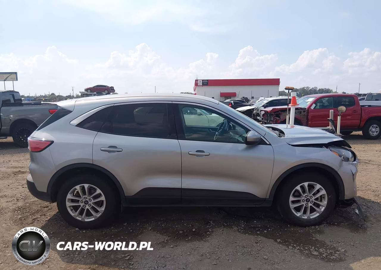 2021 Ford Escape Se Hybrid VIN:1FMCU9BZ1MUA61823 - 13