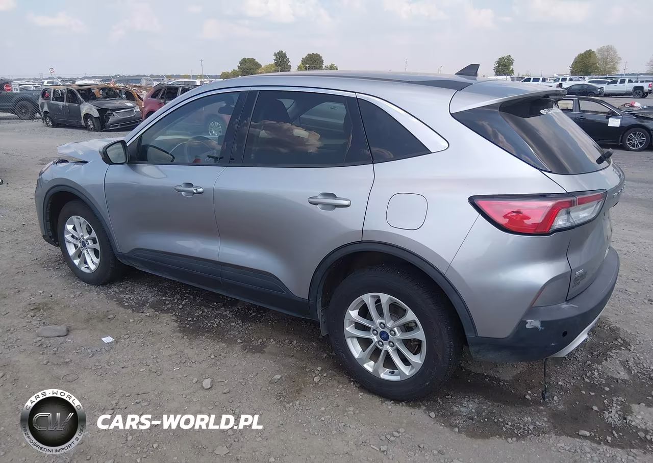 2021 Ford Escape Se Hybrid VIN:1FMCU9BZ1MUA61823 - 3