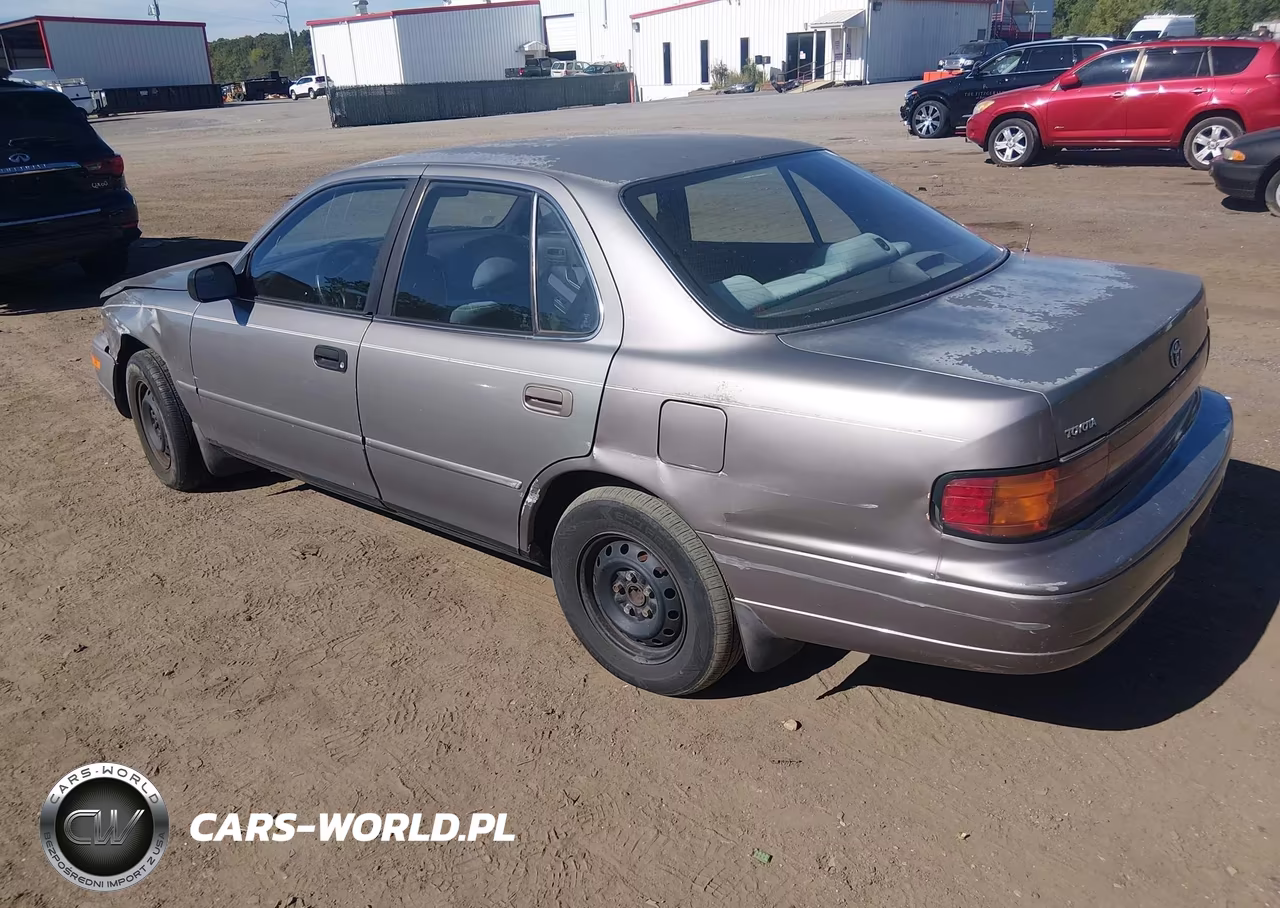 1993 Toyota Camry Le VIN:4T1SK12E2PU241882 - 3
