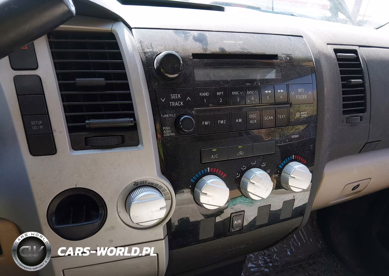 2007 Toyota Tundra Base V8 VIN:5TFLT52107X006700 - 13