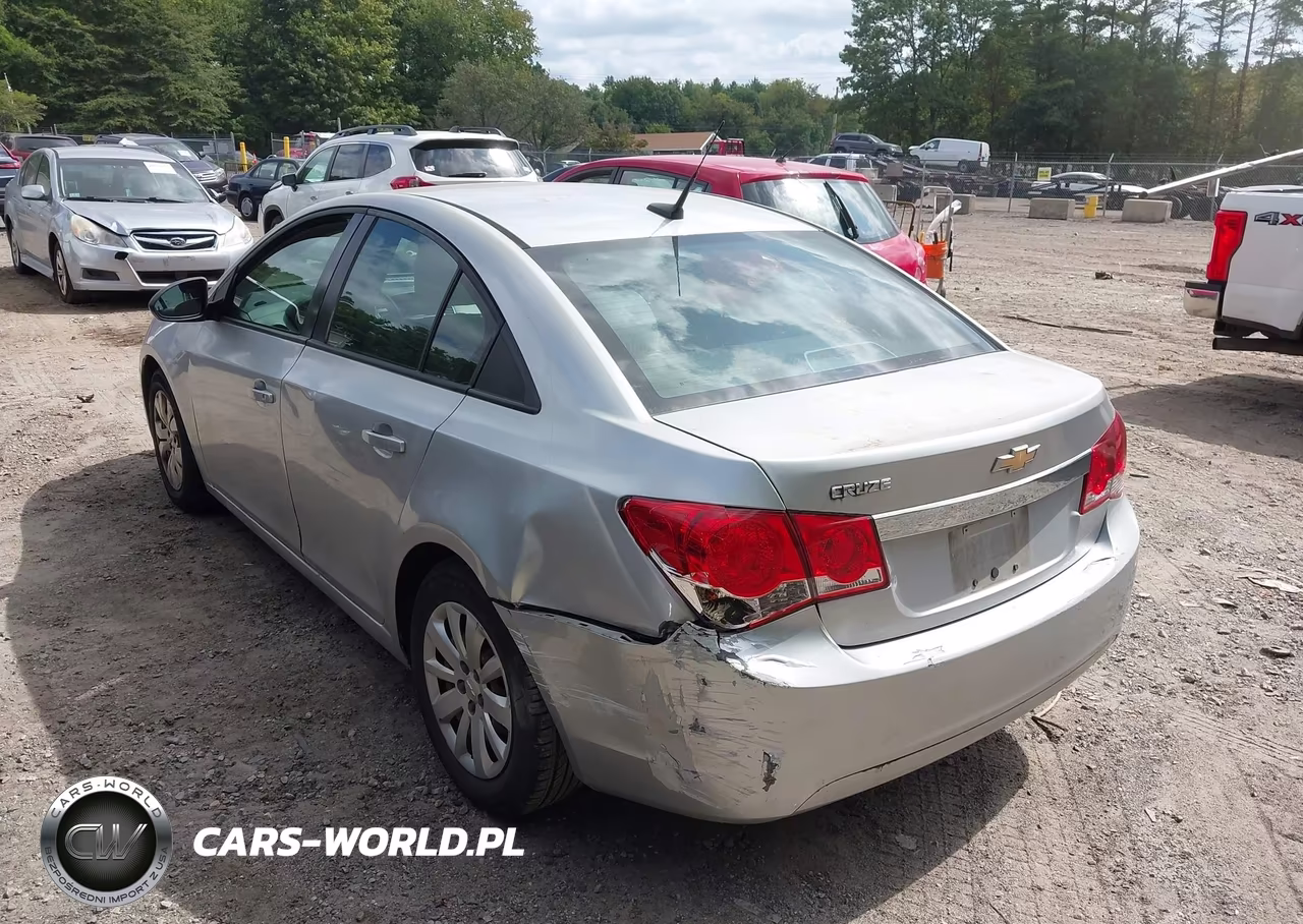 2013 Chevrolet Cruze Ls Auto VIN:1G1PA5SGXD7280163 - 3