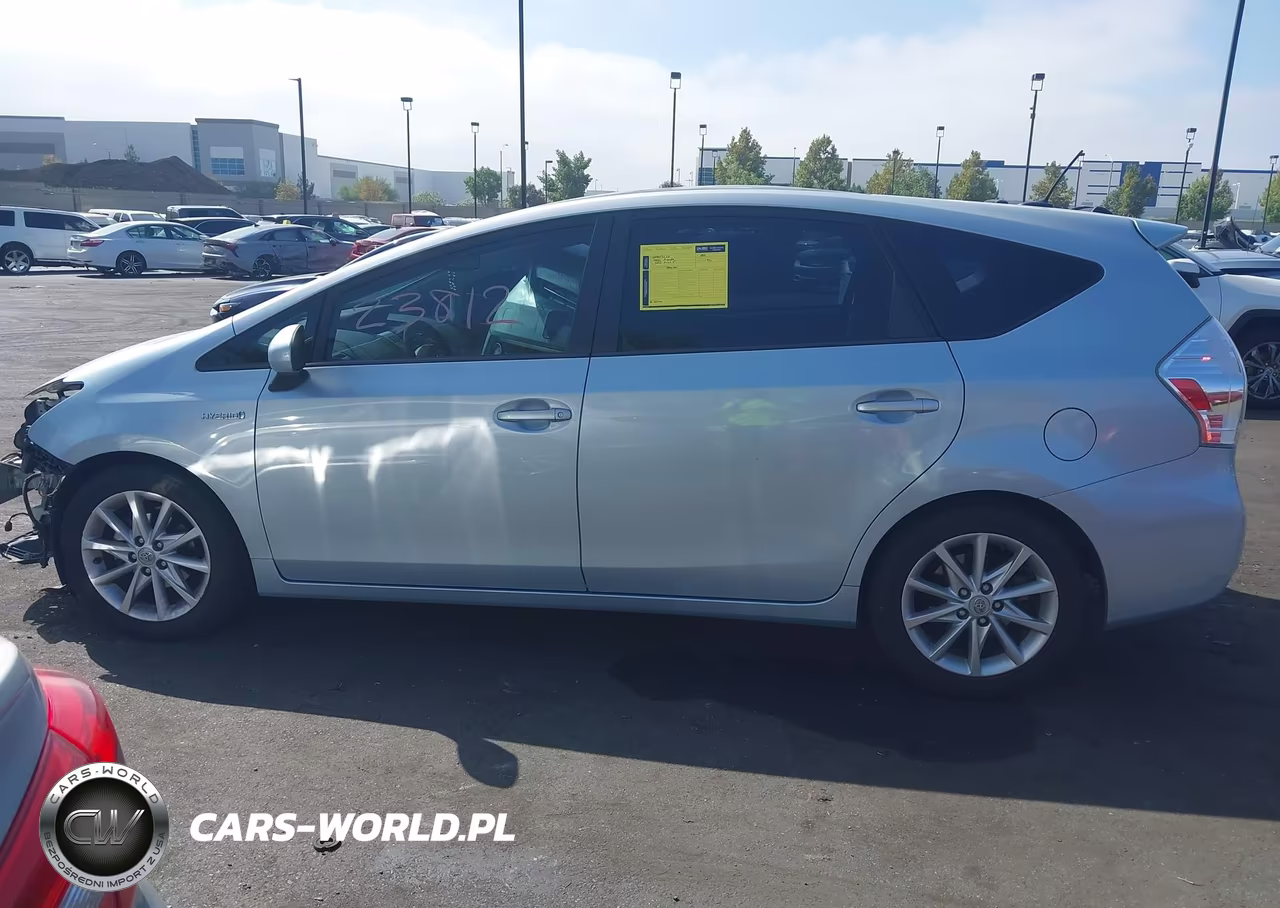 2012 Toyota Prius V Five VIN:JTDZN3EU4C3176915 - 15