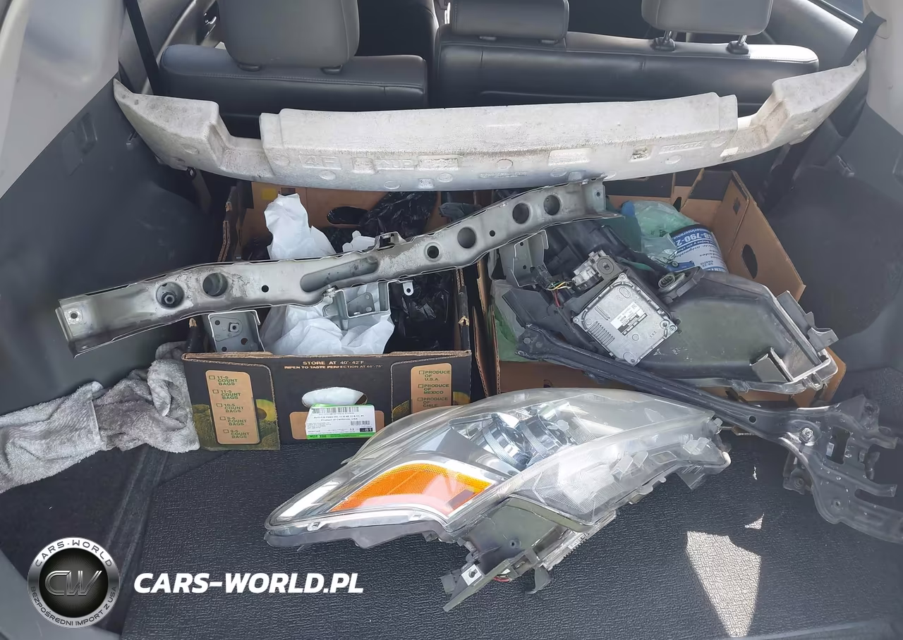 2012 Toyota Prius V Five VIN:JTDZN3EU4C3176915 - 18