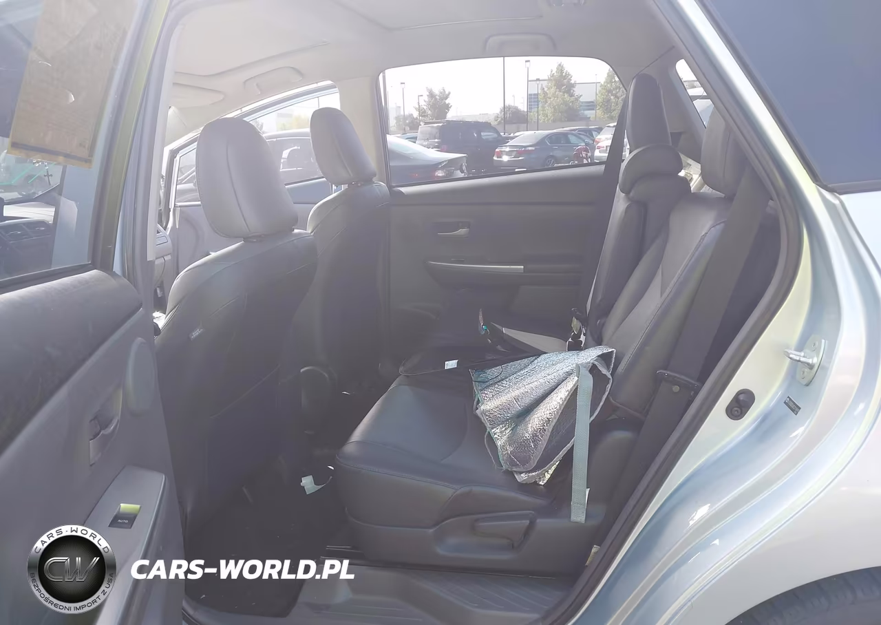 2012 Toyota Prius V Five VIN:JTDZN3EU4C3176915 - 8