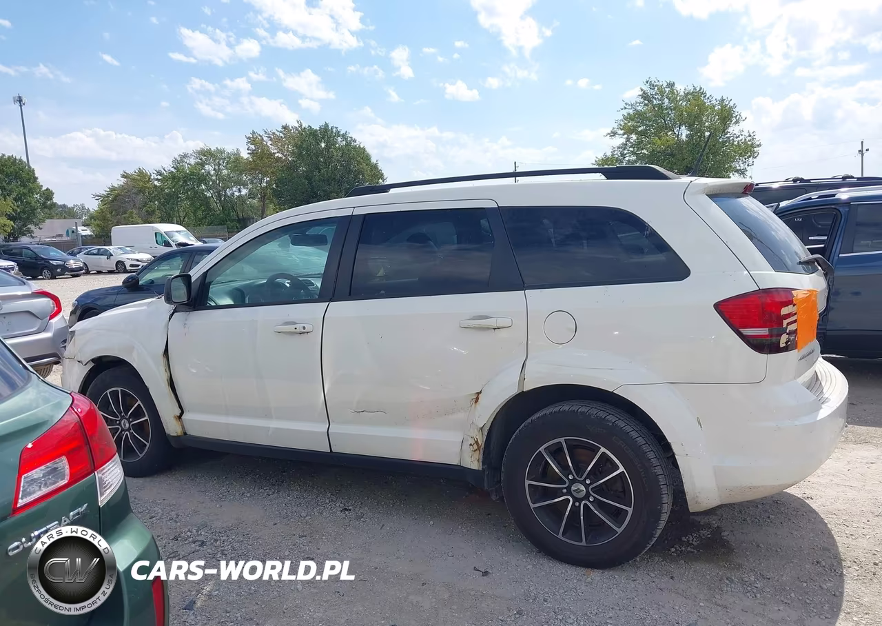 2018 Dodge Journey Se VIN:3C4PDCAB1JT511838 - 14