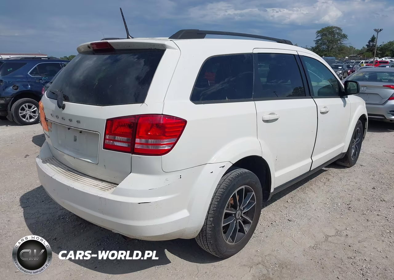 2018 Dodge Journey Se VIN:3C4PDCAB1JT511838 - 4