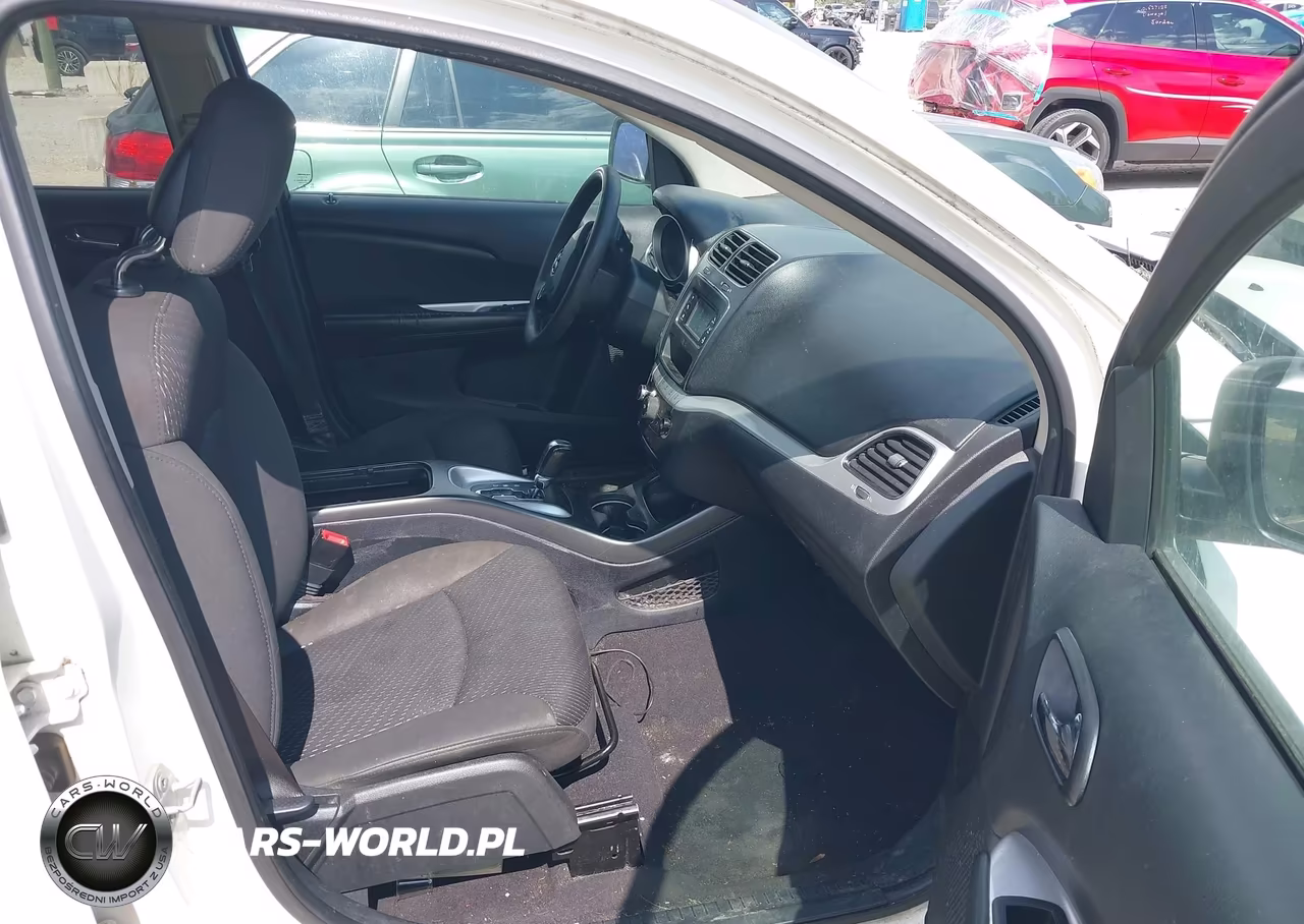 2018 Dodge Journey Se VIN:3C4PDCAB1JT511838 - 5