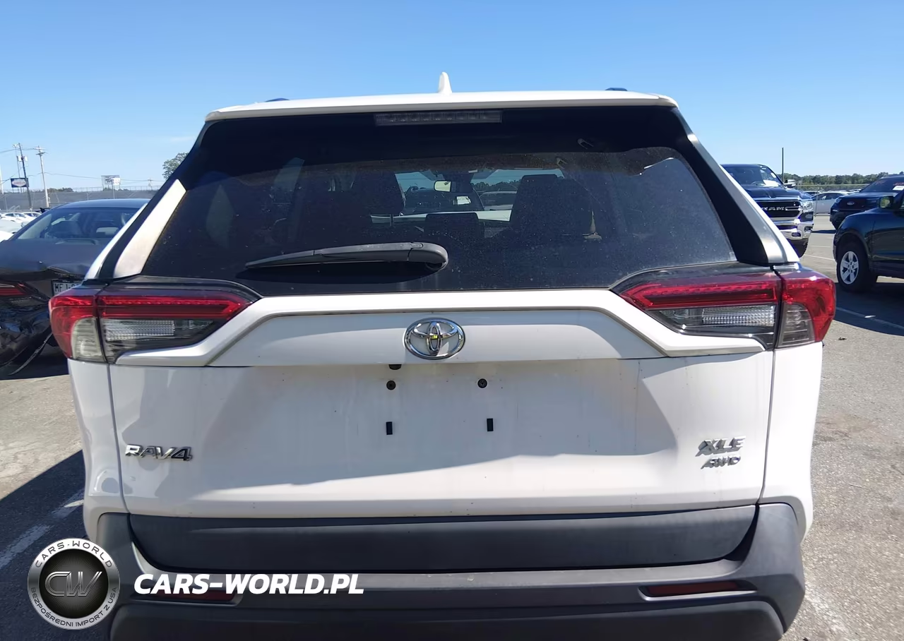2021 Toyota Rav4 Xle VIN:2T3P1RFV7MC195973 - 16