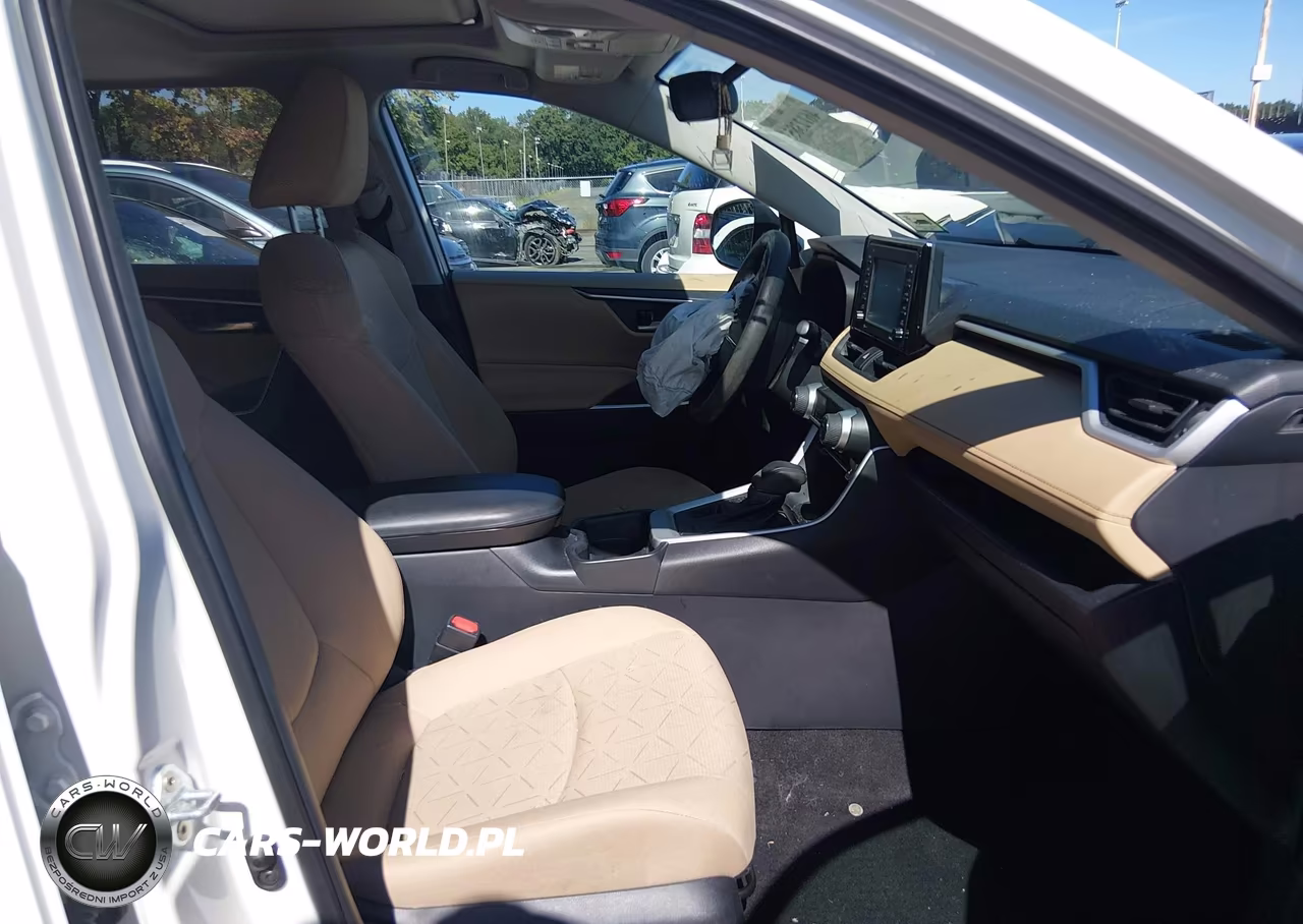 2021 Toyota Rav4 Xle VIN:2T3P1RFV7MC195973 - 5
