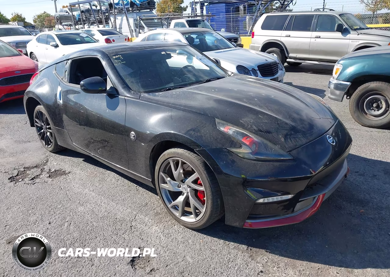 2015 Nissan 370Z Sport
