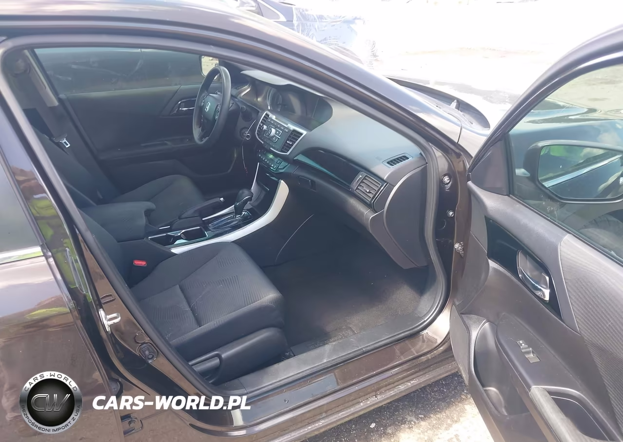2017 Honda Accord Lx VIN:1HGCR2F32HA213085 - 5