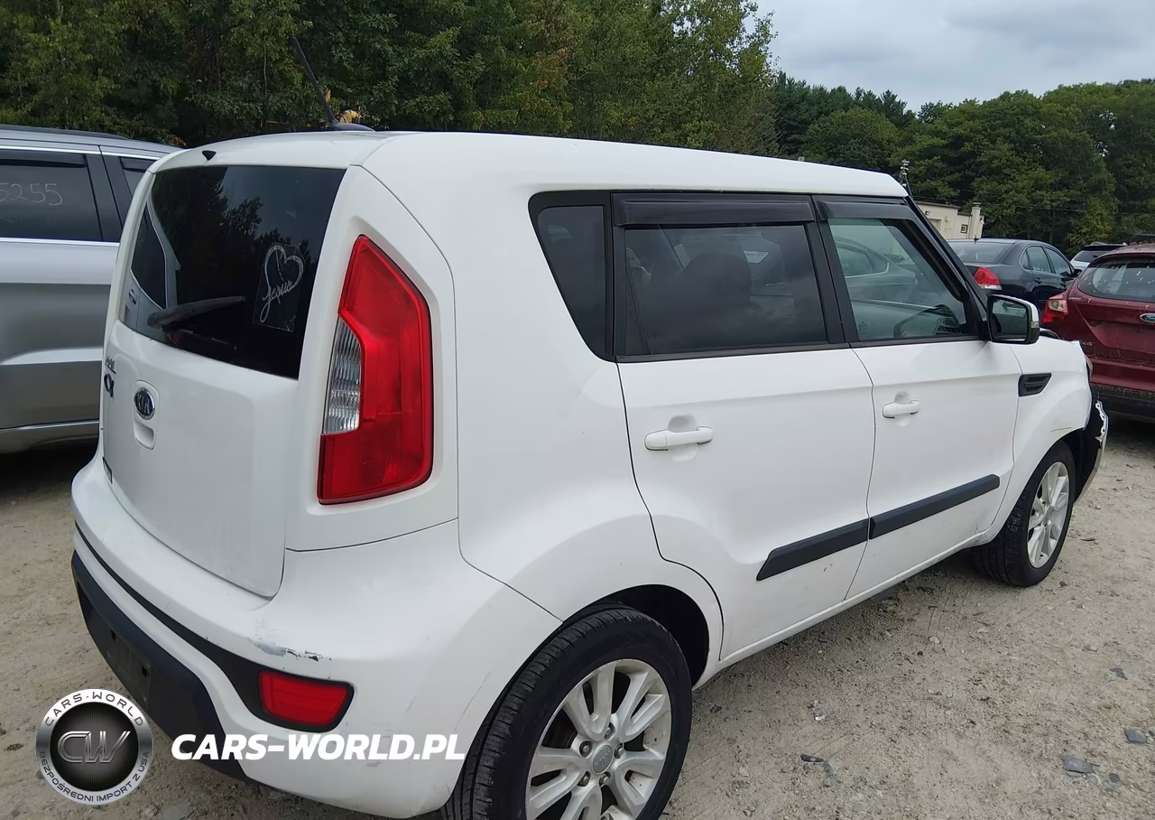 2012 Kia Soul + VIN:KNDJT2A65C7387134 - 4