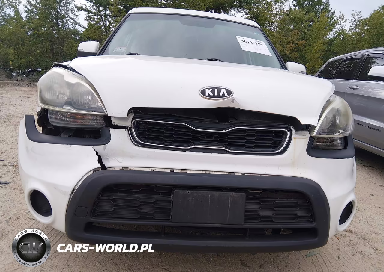 2012 Kia Soul + VIN:KNDJT2A65C7387134 - 6
