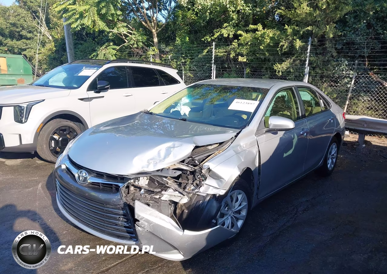 2017 Toyota Camry Le VIN:4T1BF1FKXHU431998 - 6