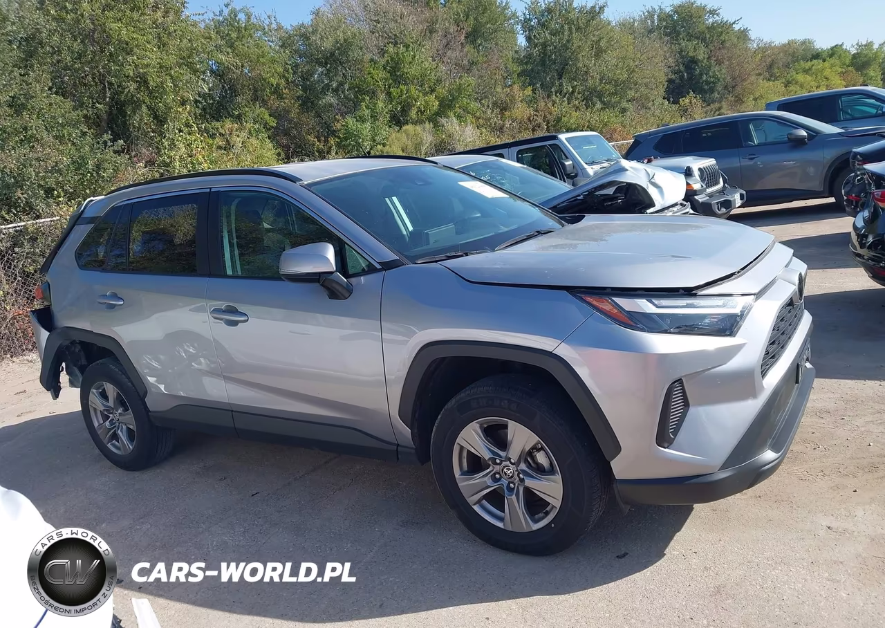 2024 Toyota Rav4 Xle VIN:2T3W1RFV5RC280619 - 13