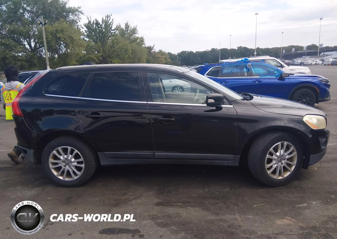 2010 Volvo Xc60 T6-T6 R-Design VIN:YV4992DZ9A2022048 - 13