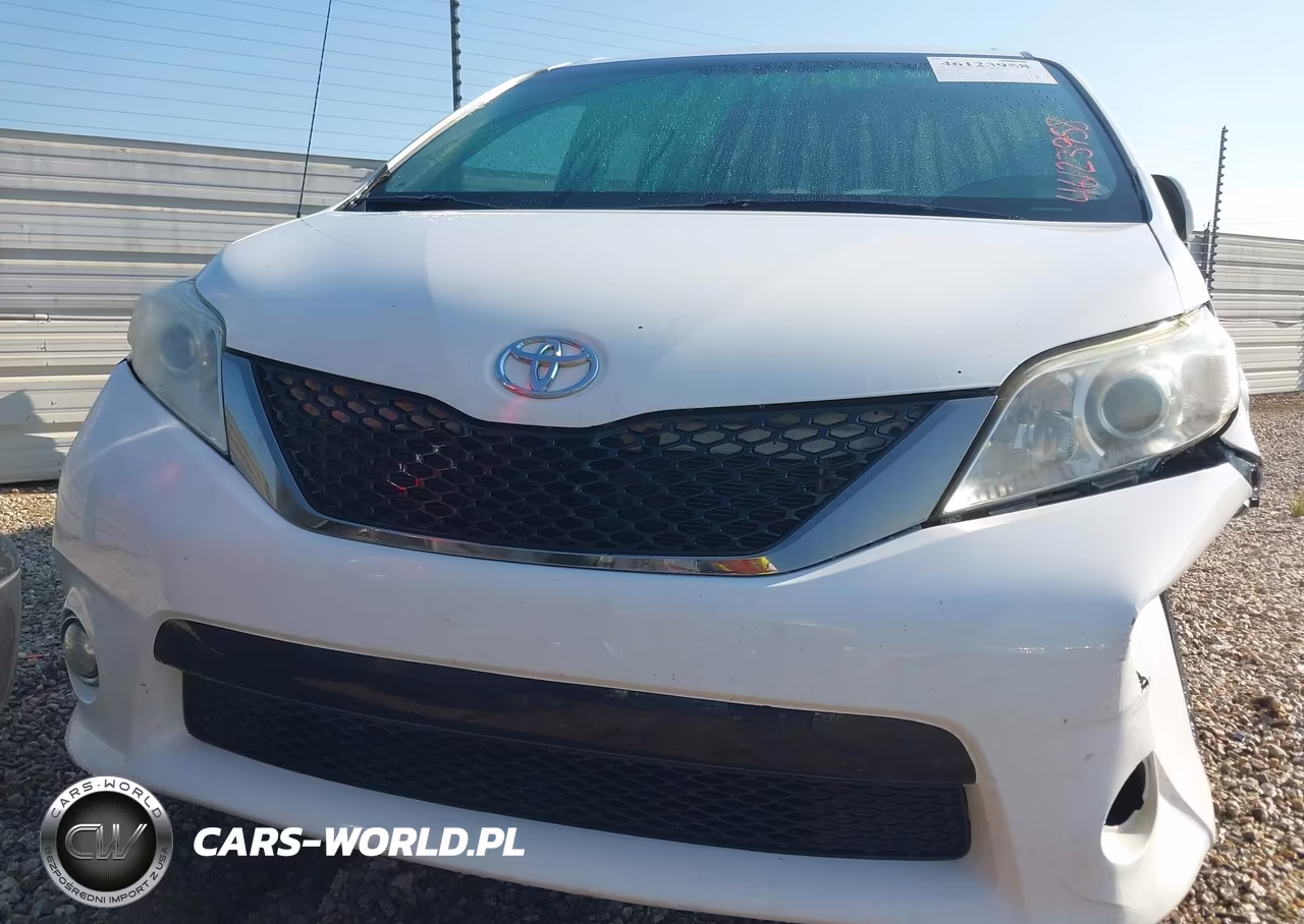 2013 Toyota Sienna Se 8 Passenger VIN:5TDXK3DC3DS329972 - 12