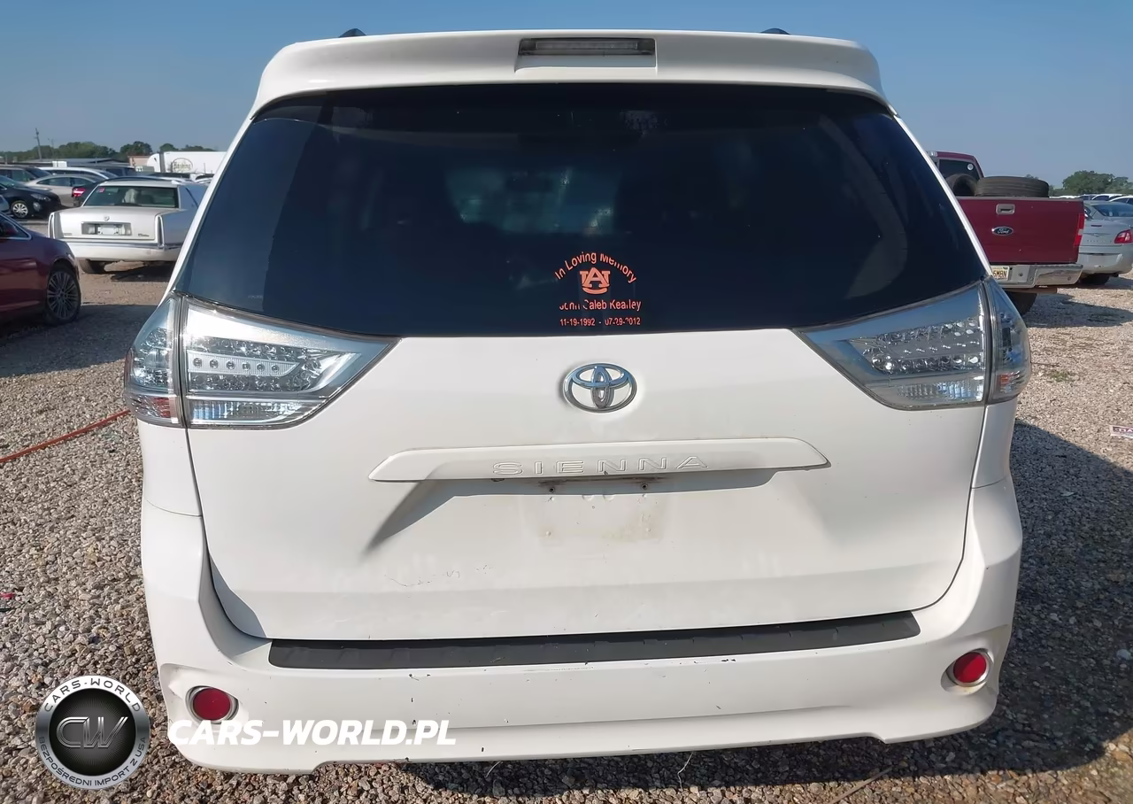 2013 Toyota Sienna Se 8 Passenger VIN:5TDXK3DC3DS329972 - 16