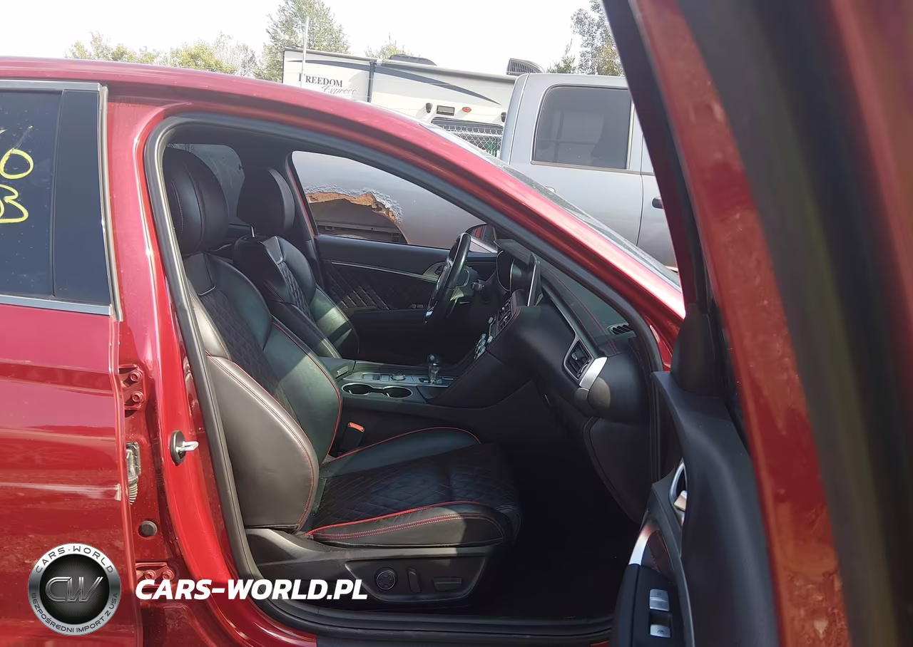2019 Genesis G70 3.3T Dynamic VIN:KMTG34LE8KU021826 - 5
