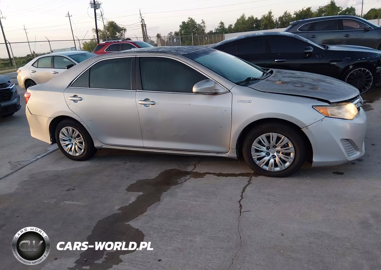 2014 Toyota Camry Hybrid Le VIN:4T1BD1FK3EU134430 - 13