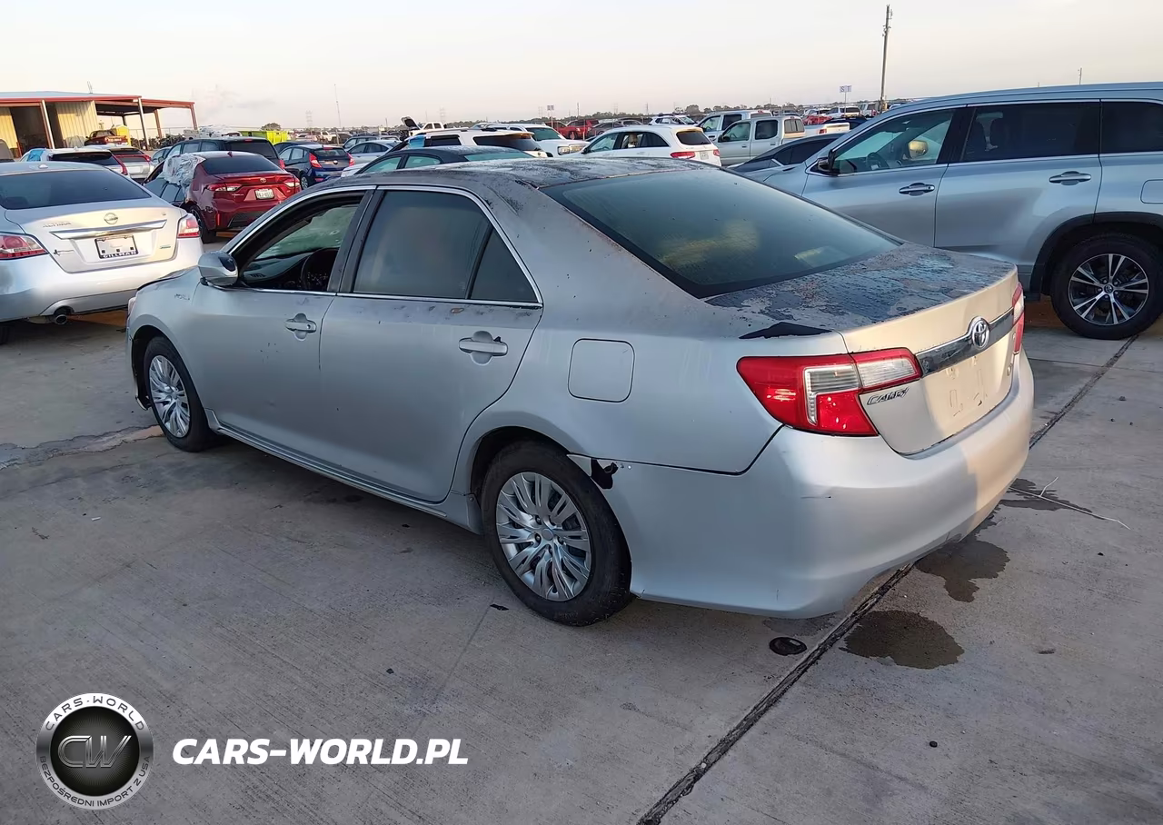 2014 Toyota Camry Hybrid Le VIN:4T1BD1FK3EU134430 - 3