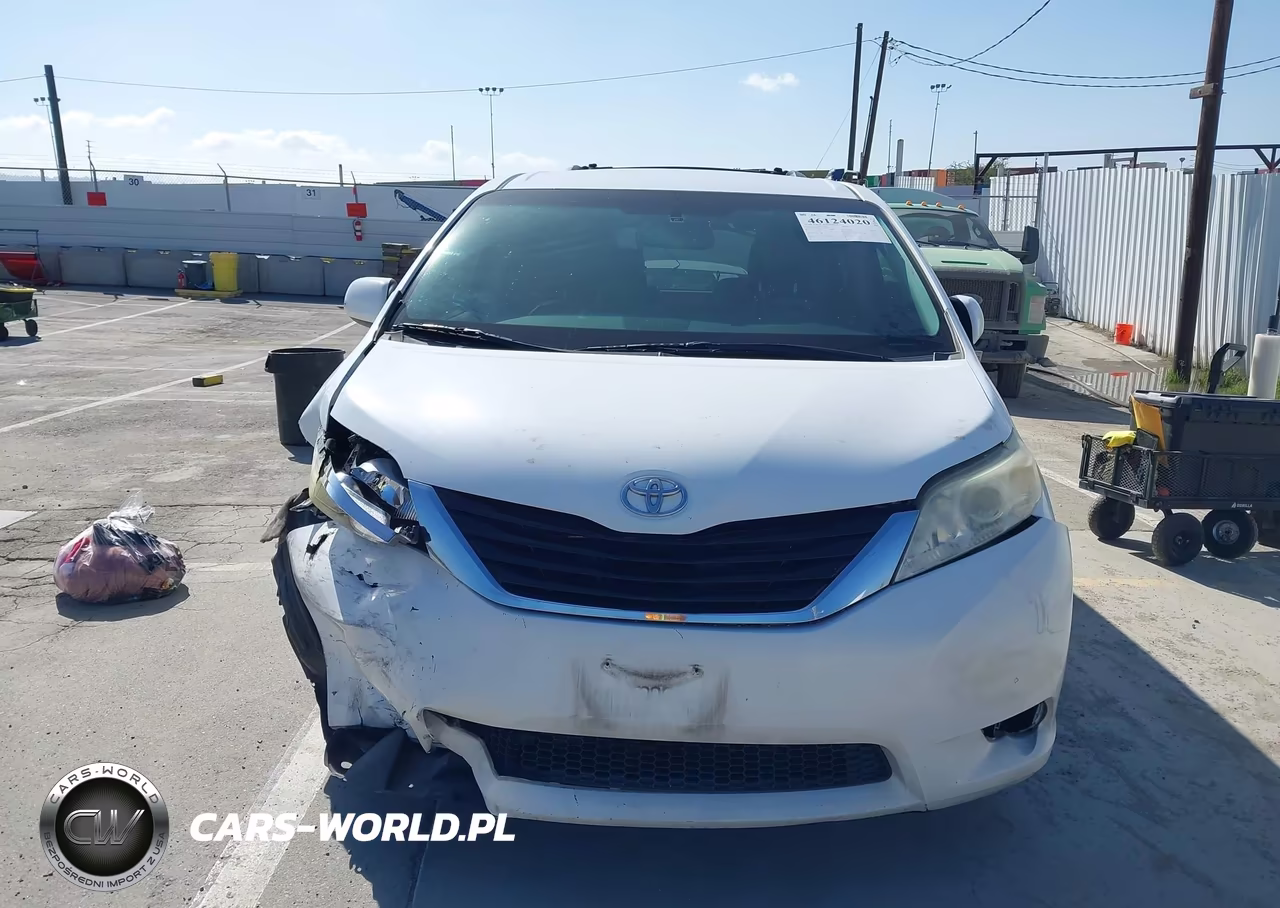 2012 Toyota Sienna Le V6 8 Passenger VIN:5TDKK3DC2CS186540 - 12