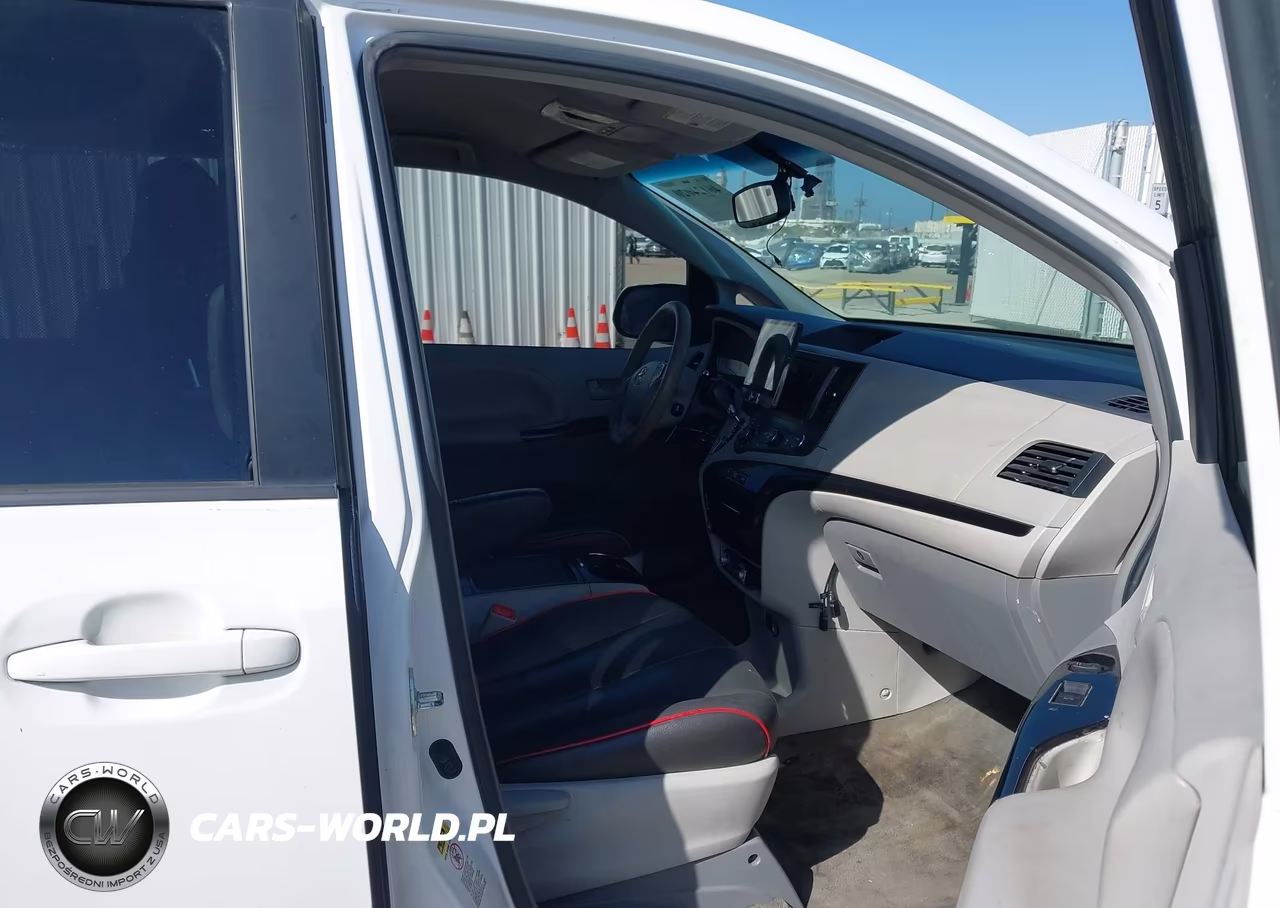 2012 Toyota Sienna Le V6 8 Passenger VIN:5TDKK3DC2CS186540 - 5