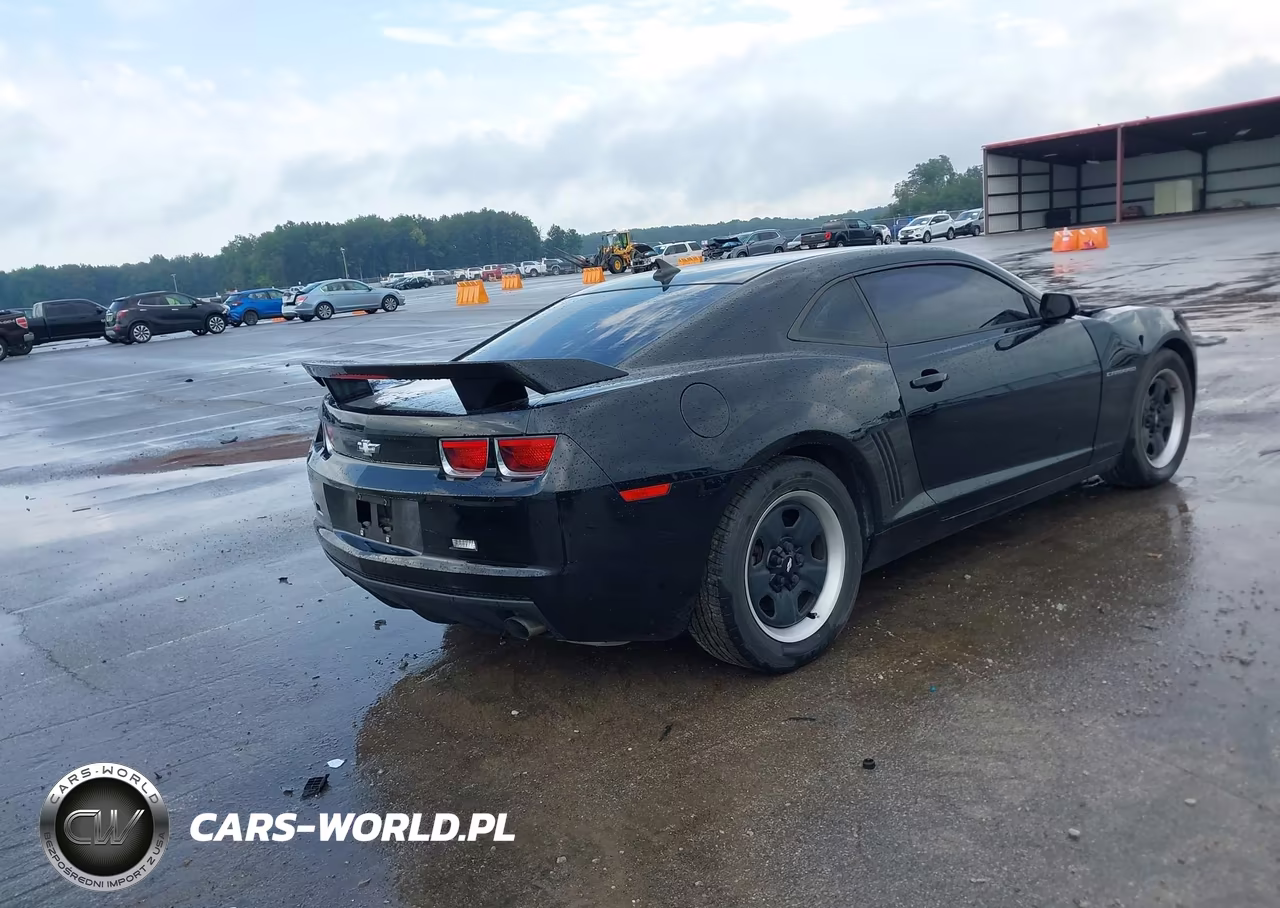 2013 Chevrolet Camaro 2Ls VIN:2G1FA1E34D9160676 - 4