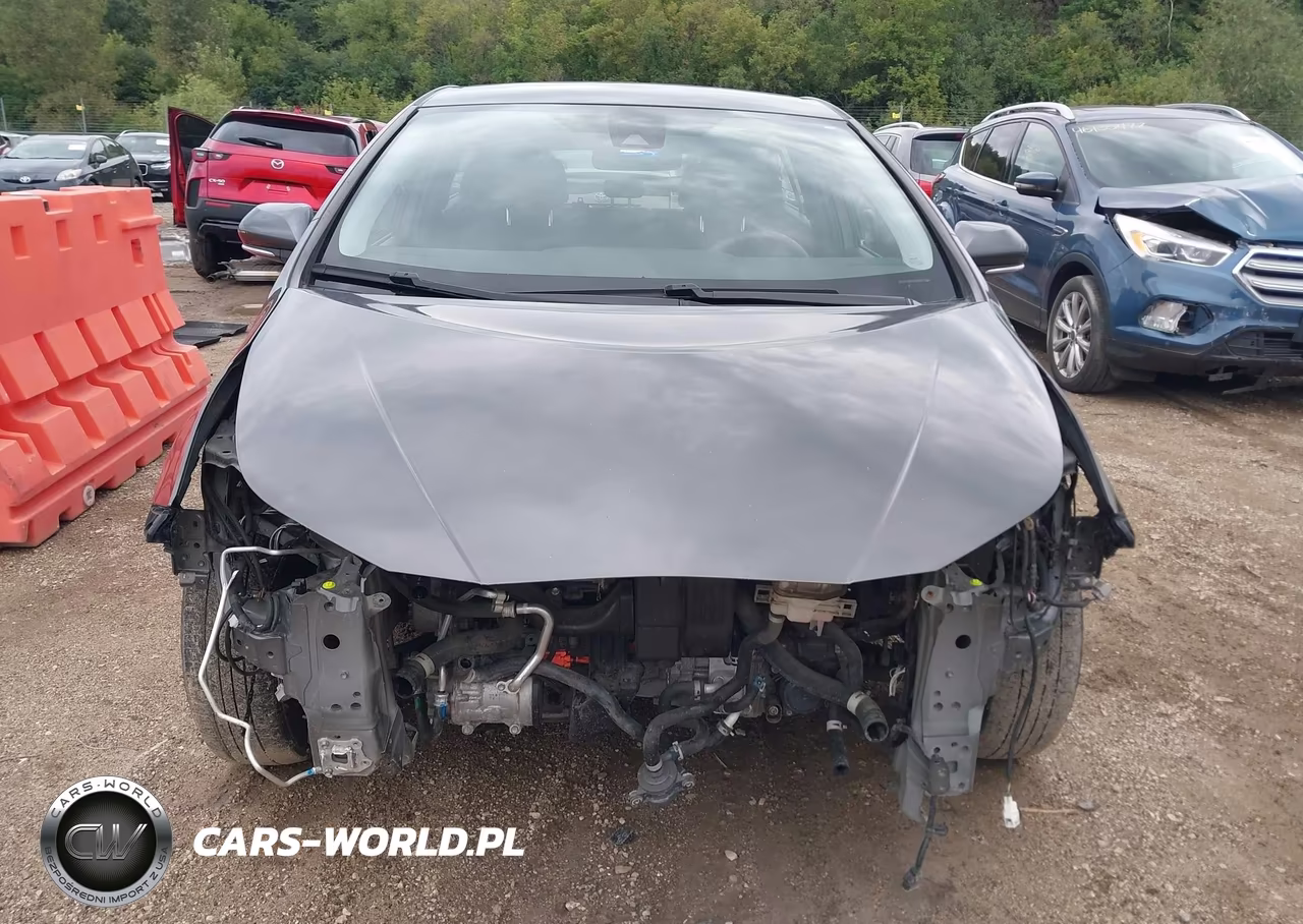 2021 Toyota Prius Le VIN:JTDKAMFU7M3147797 - 13