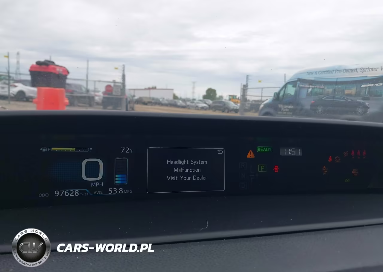 2021 Toyota Prius Le VIN:JTDKAMFU7M3147797 - 7