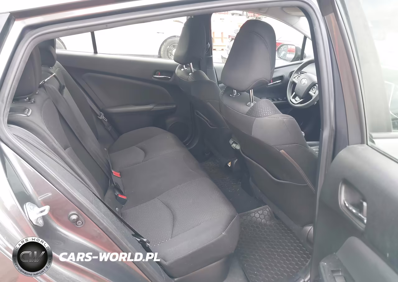 2021 Toyota Prius Le VIN:JTDKAMFU7M3147797 - 8