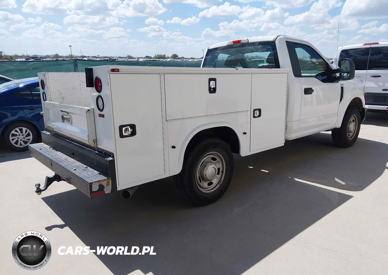 2017 Ford F-250 Xl VIN:1FDBF2A61HED87948 - 4