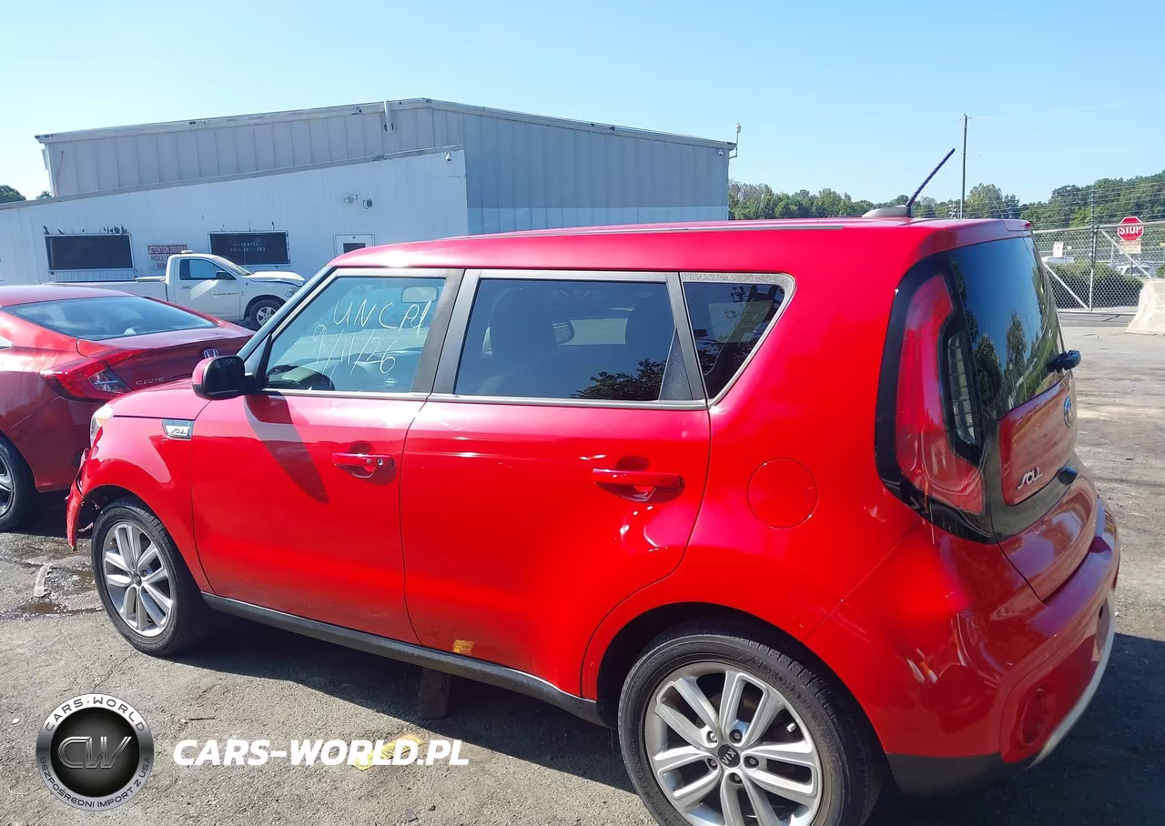 2017 Kia Soul + VIN:KNDJP3A53H7478623 - 14