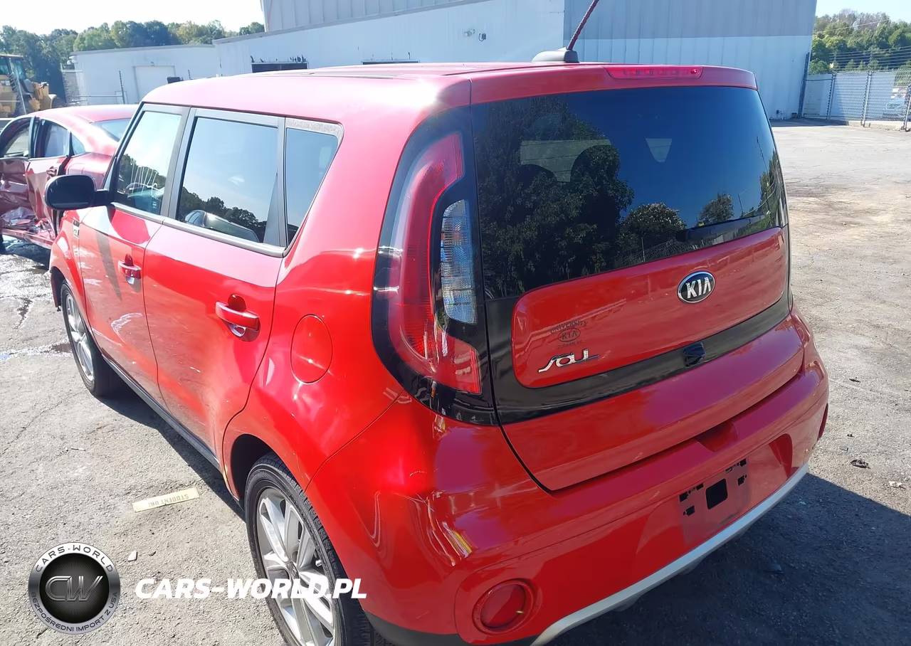 2017 Kia Soul + VIN:KNDJP3A53H7478623 - 3
